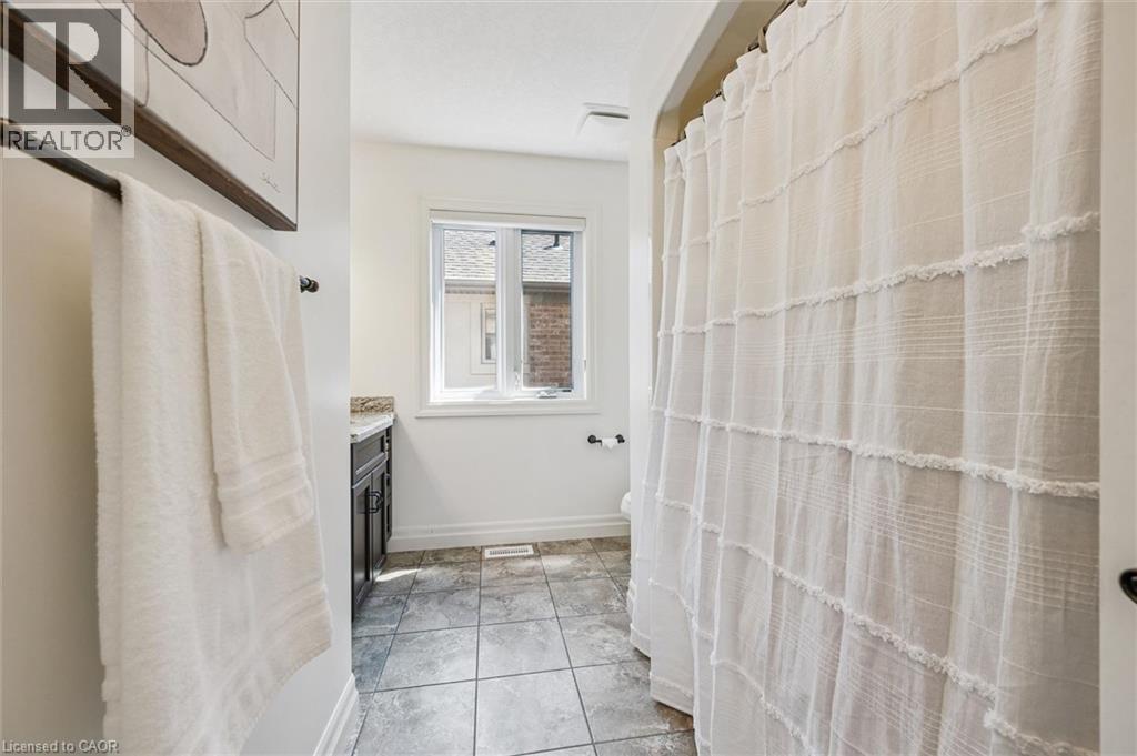 828 Copper Ridge Drive, Waterloo, ON - Indoor