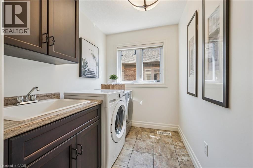 Second floor laundry - 828 Copper Ridge Drive, Waterloo, ON - Indoor Photo Showing Laundry Room