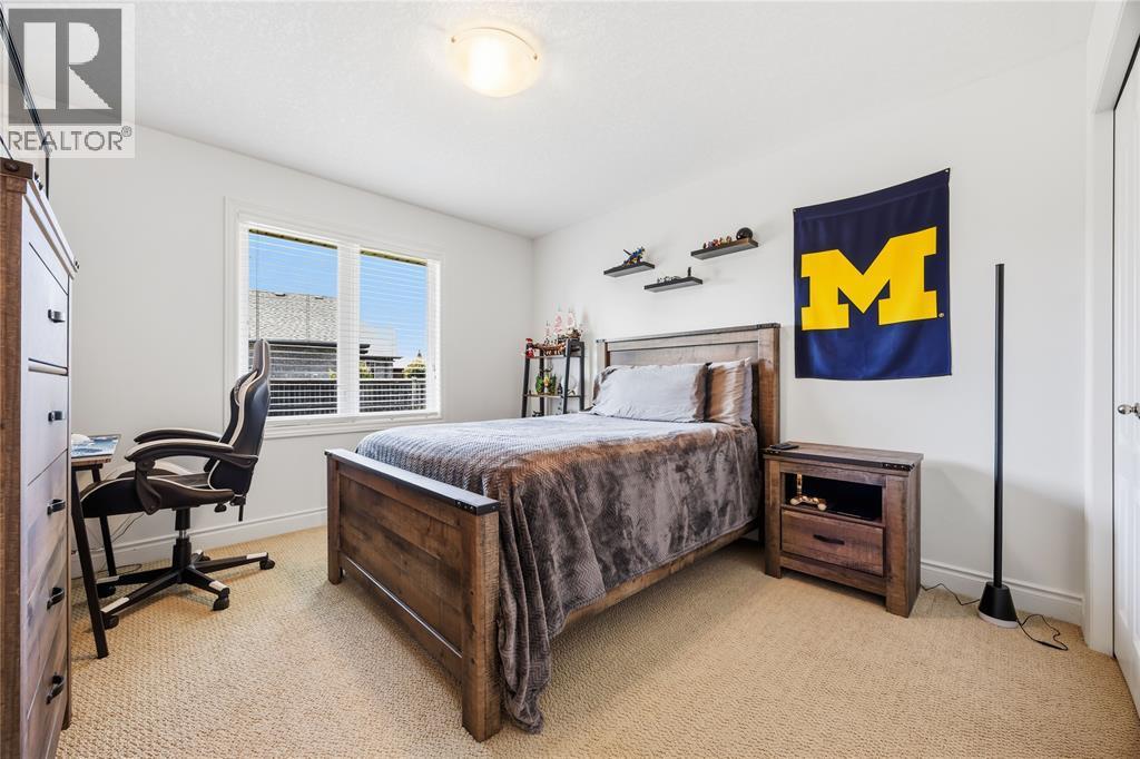 301 Eagle Way, Sarnia, ON - Indoor Photo Showing Bedroom
