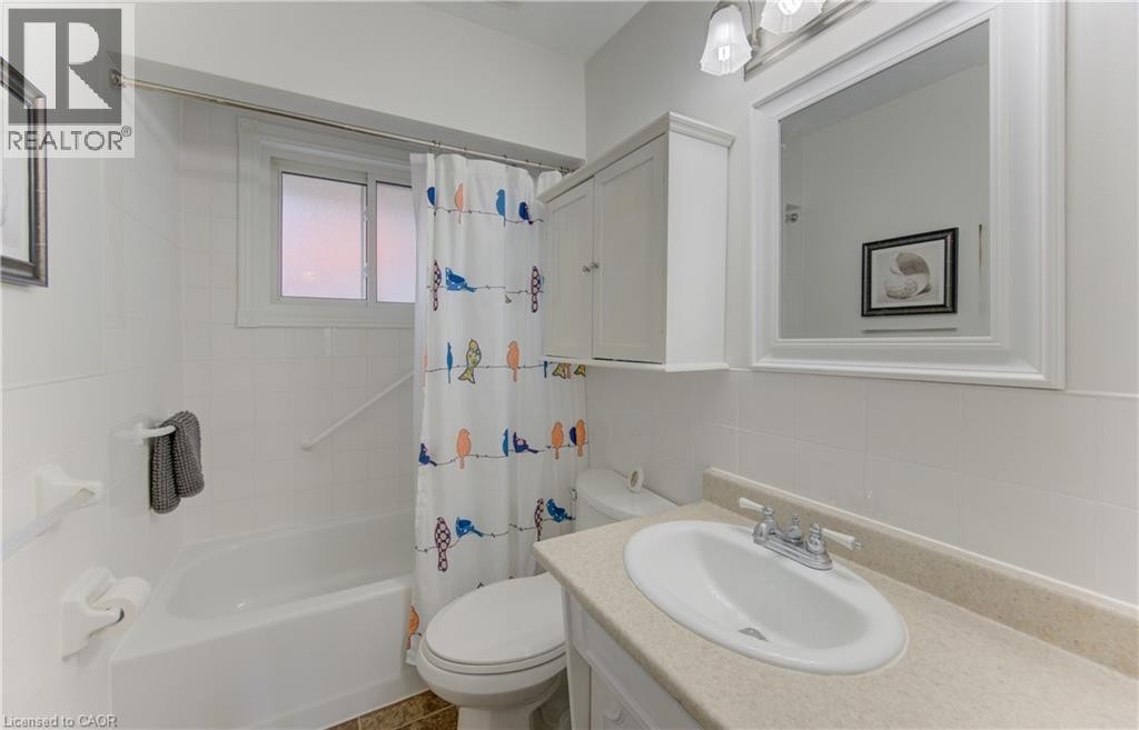 144 Holborn Drive, Kitchener, ON