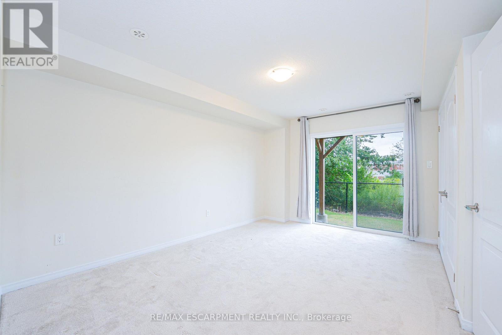 41 Utter Place, Hamilton, ON - Indoor Photo Showing Other Room