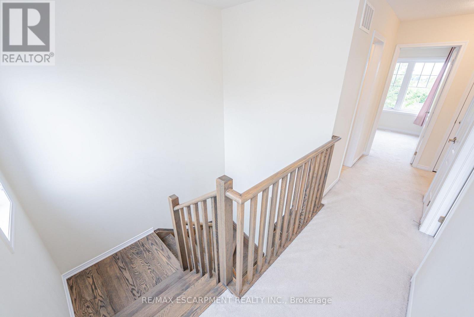 41 Utter Place, Hamilton, ON - Indoor Photo Showing Other Room