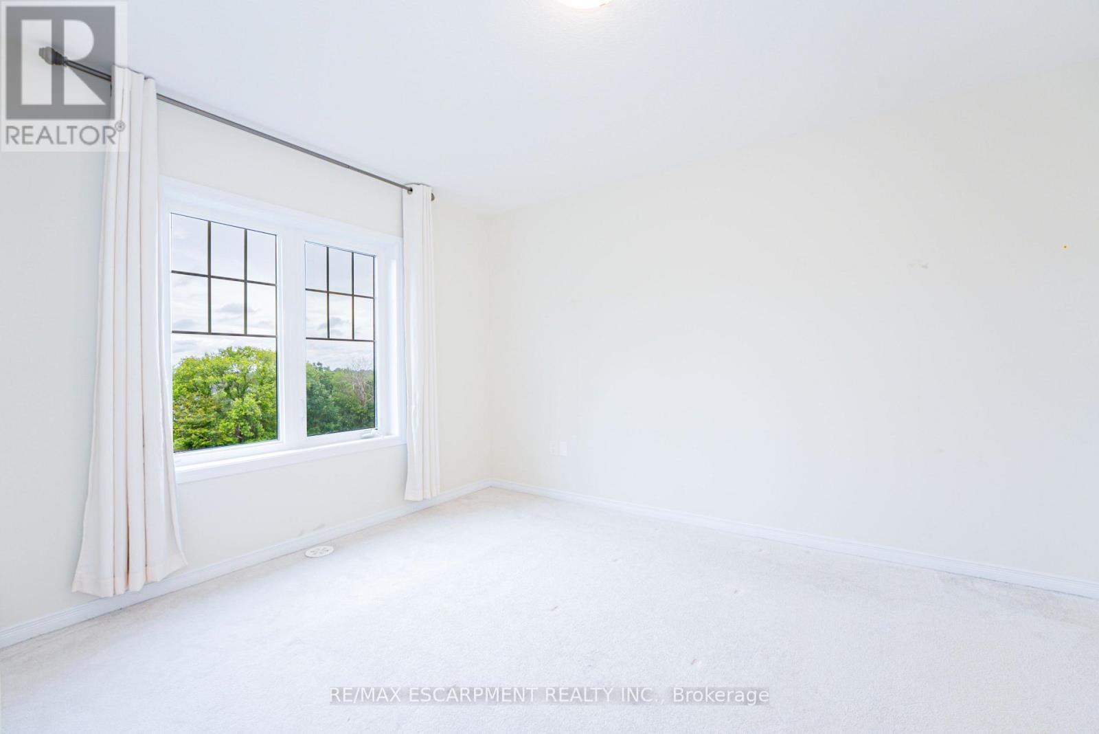 41 Utter Place, Hamilton, ON - Photo Showing Other Room