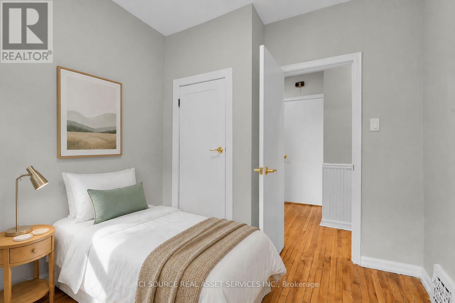 113 Fairmont Avenue, Ottawa, ON - Indoor Photo Showing Bedroom