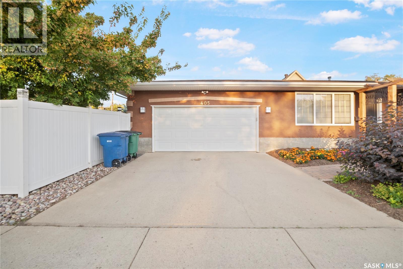 405 4Th Avenue Ne, Moose Jaw, SK - Outdoor