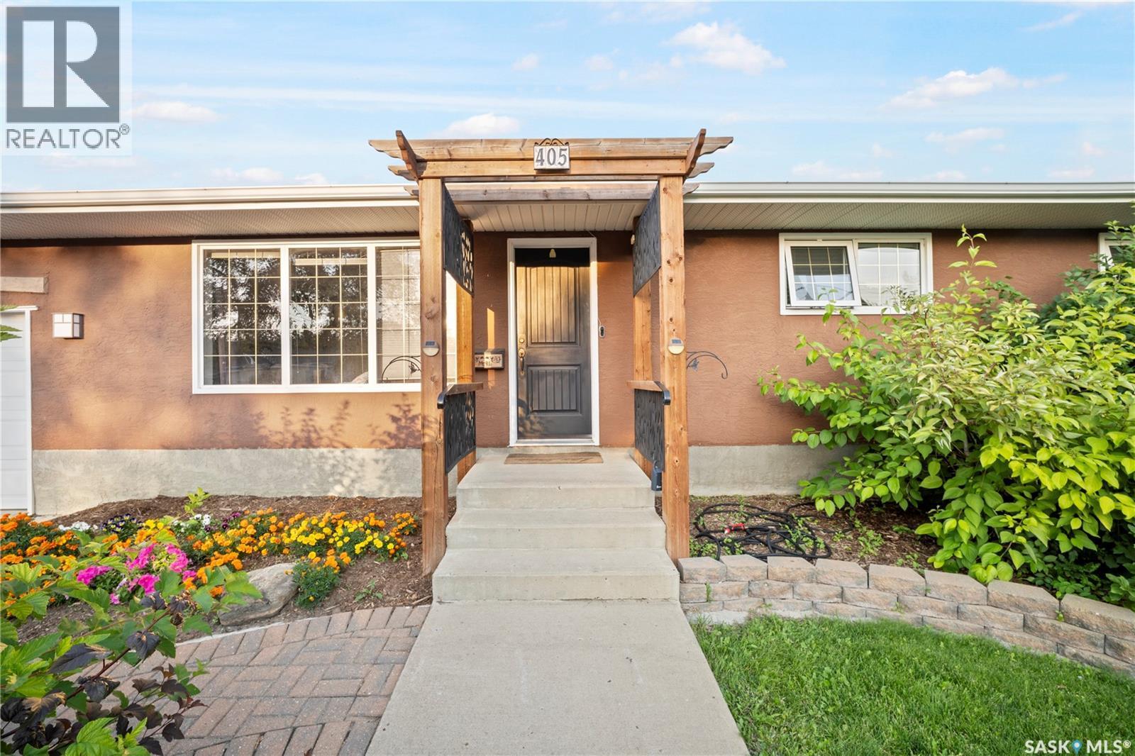 405 4Th Avenue Ne, Moose Jaw, SK - Outdoor