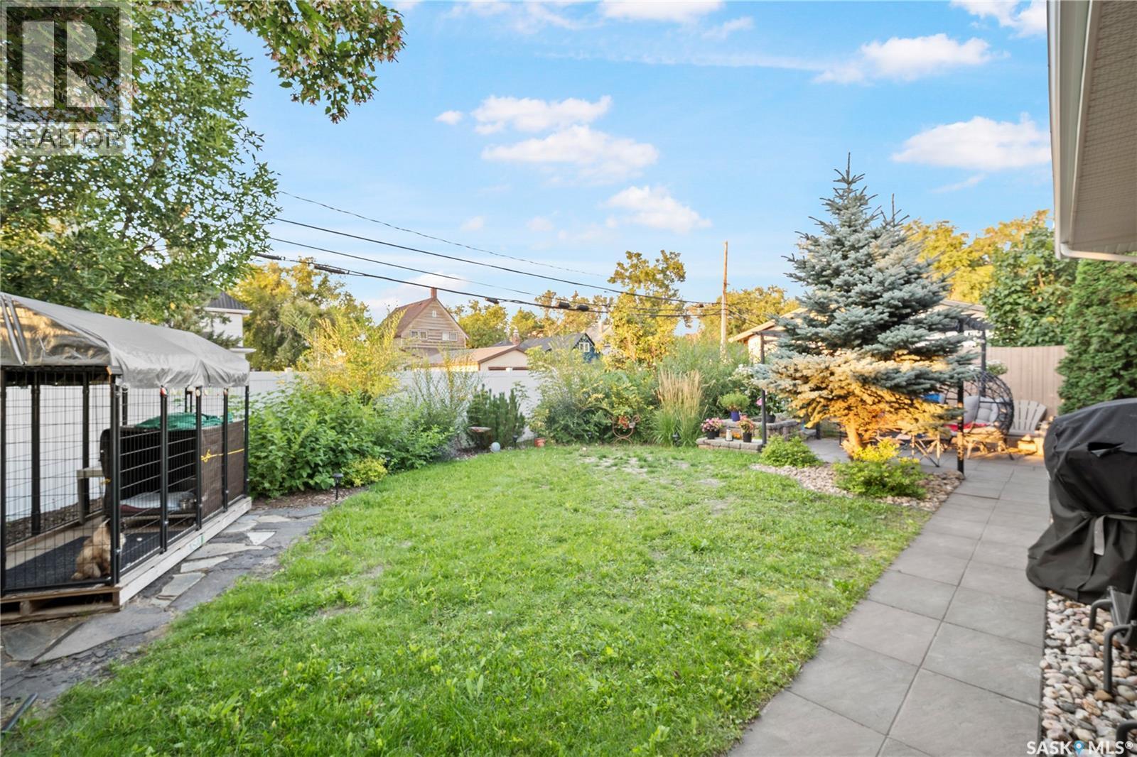 405 4Th Avenue Ne, Moose Jaw, SK - Outdoor
