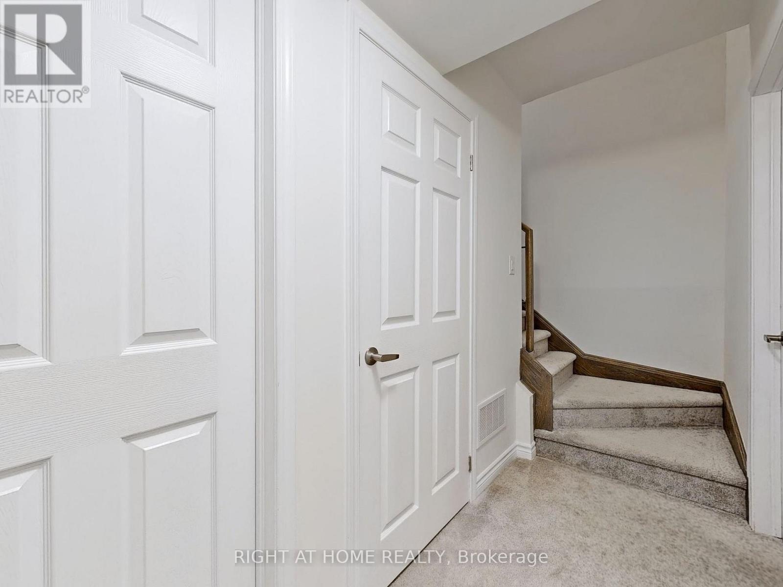 129 - 1081 Danforth Road, Toronto, ON - Indoor Photo Showing Other Room