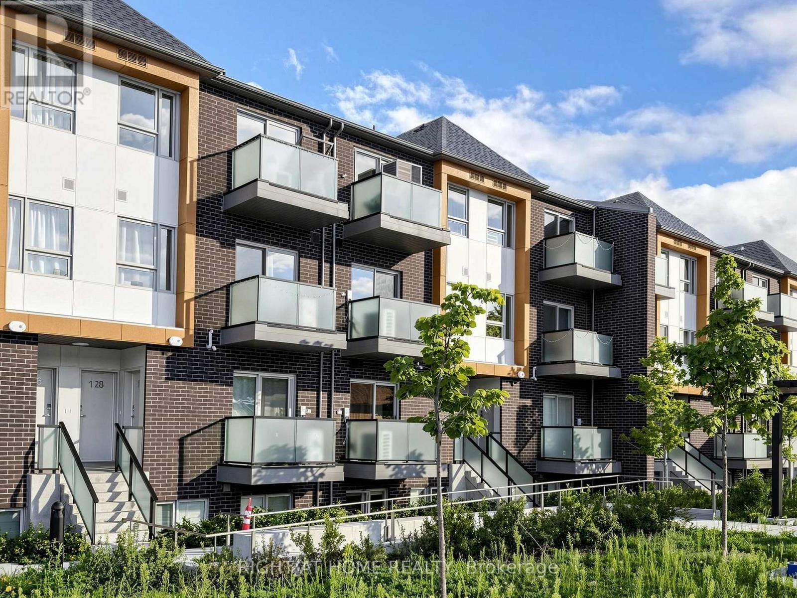 129 - 1081 Danforth Road, Toronto, ON - Outdoor With Balcony