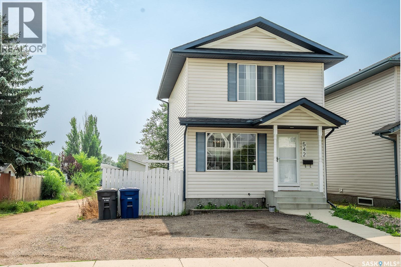 542 Carter Way, Saskatoon, SK - Outdoor