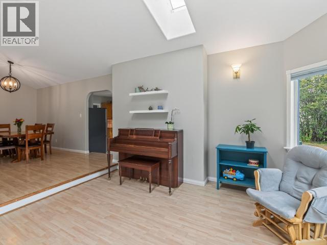 27 12Th Avenue, Whitehorse, YT - Indoor