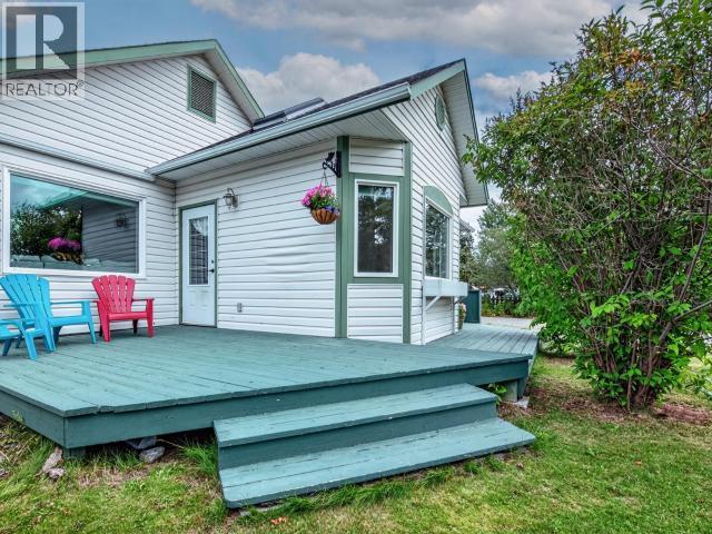 27 12Th Avenue, Whitehorse, YT - Outdoor With Deck Patio Veranda