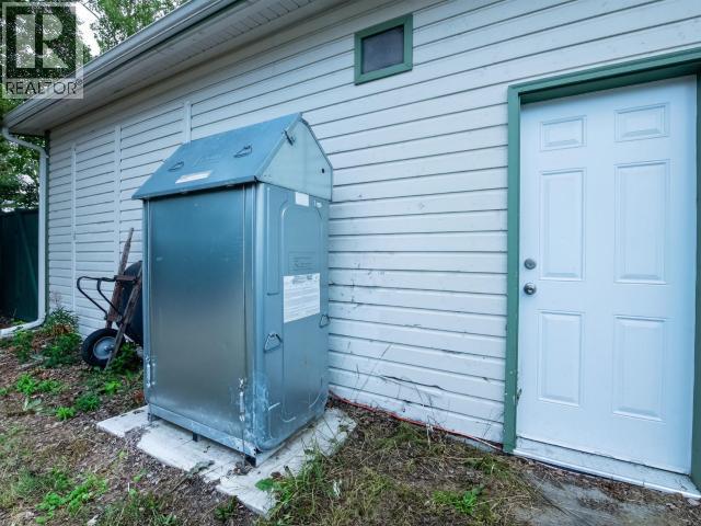 27 12Th Avenue, Whitehorse, YT - Outdoor With Exterior