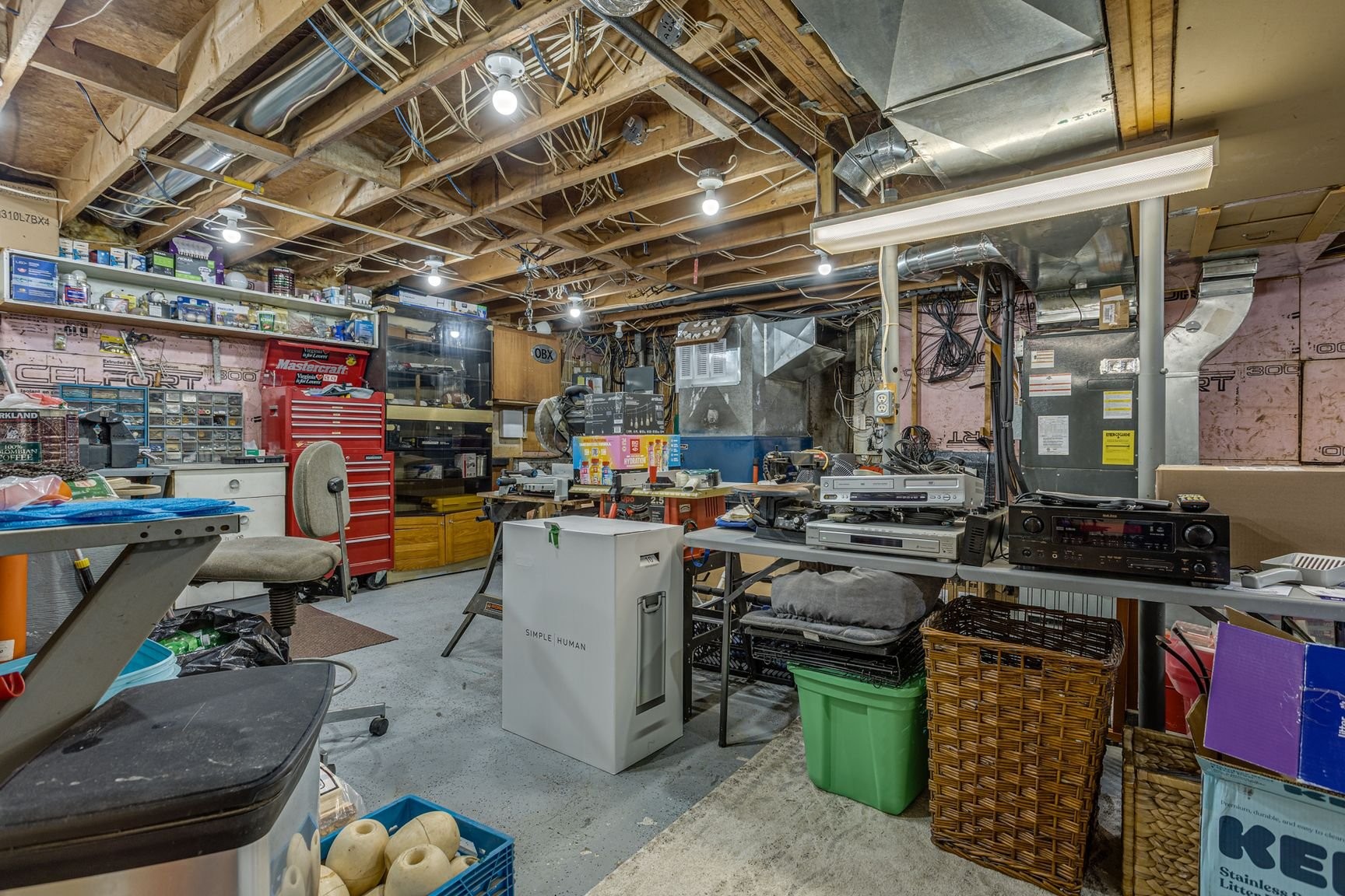 Atelier - 3860 Mtée De Powerscourt, Hinchinbrooke, QC
