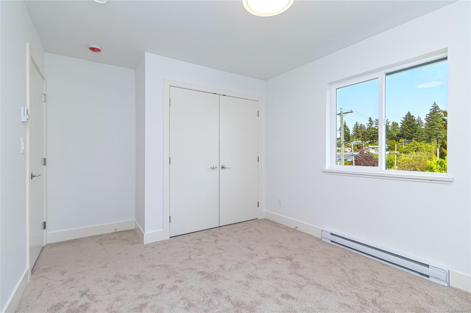 #1-1559 Ash Rd, Saanich, BC
