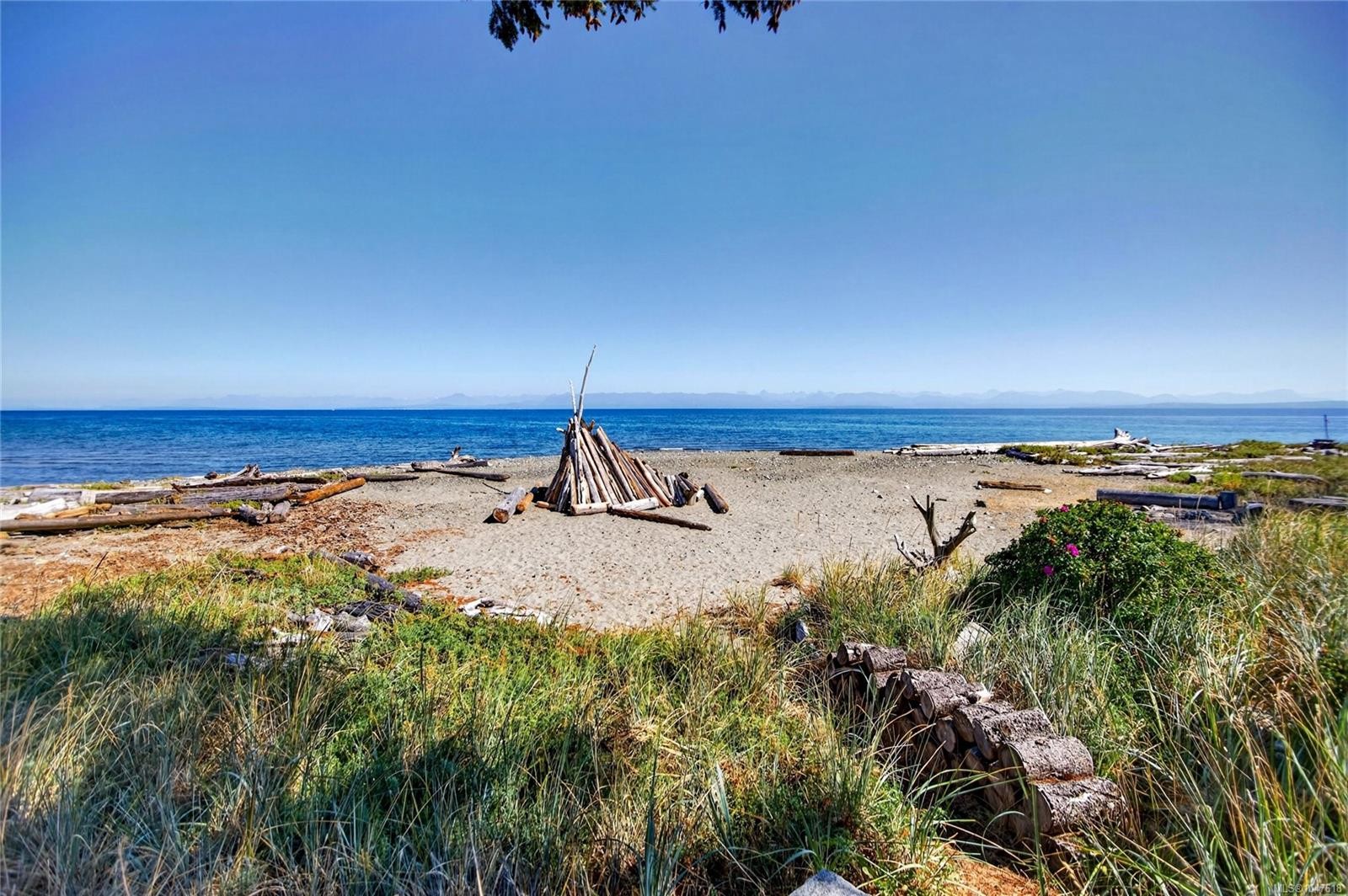 1776 Astra Rd, Comox, BC