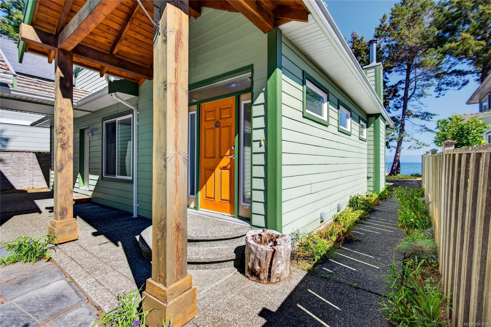 1776 Astra Rd, Comox, BC