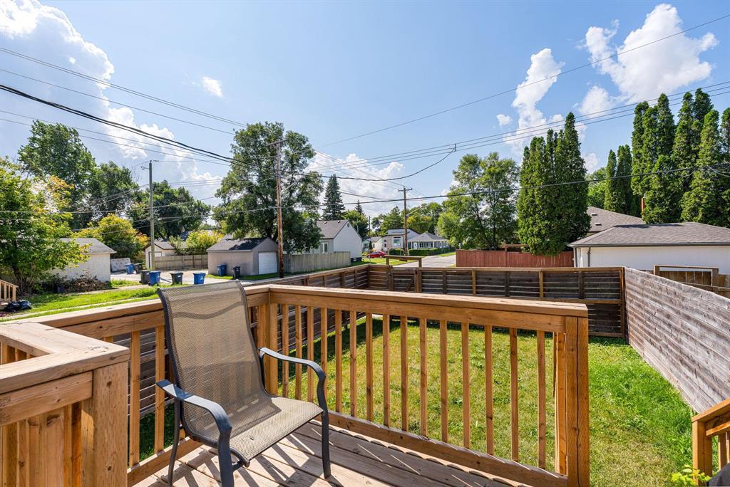 262 Rutland Street, Winnipeg, MB - Outdoor With Deck Patio Veranda