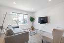 262 Rutland Street, Winnipeg, MB  - Indoor Photo Showing Living Room 