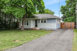 6 Lincoln Avenue Grimsby, ON L3M 1Y4