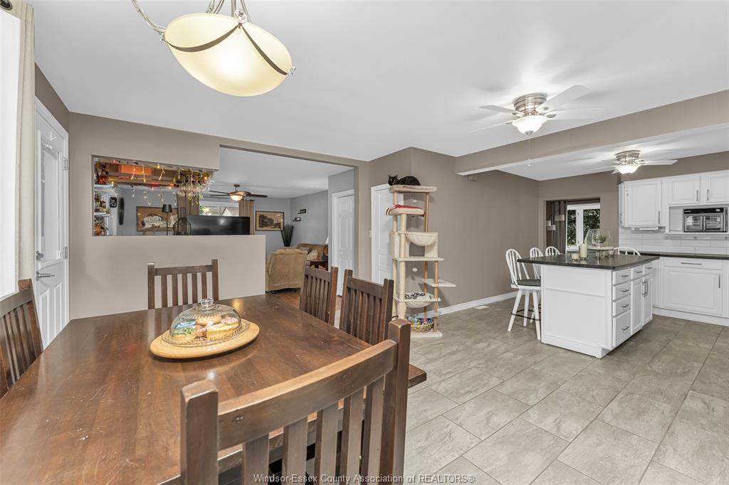 351 Superior Street, Lasalle, ON - Indoor