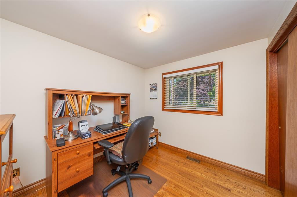 875 Champlain Road, Sarnia, ON