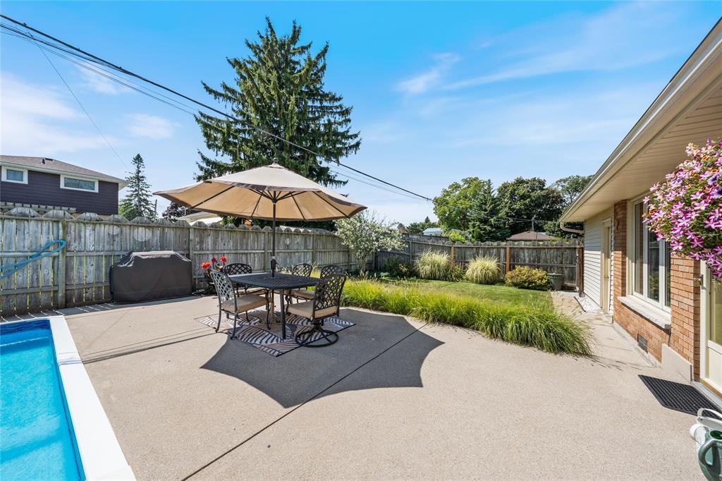 875 Champlain Road, Sarnia, ON