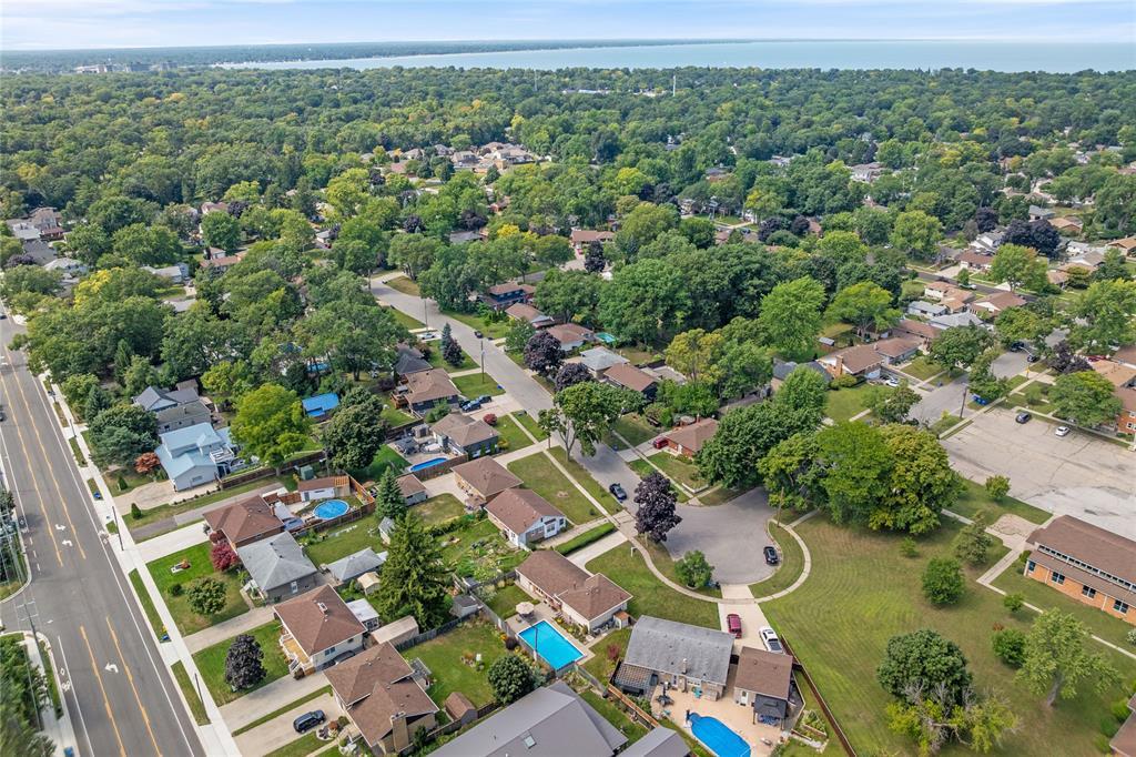 875 Champlain Road, Sarnia, ON