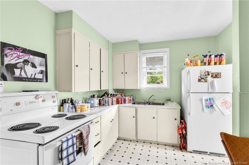 241 Saunders St, Fredericton, NB - Indoor Photo Showing Kitchen With Double Sink