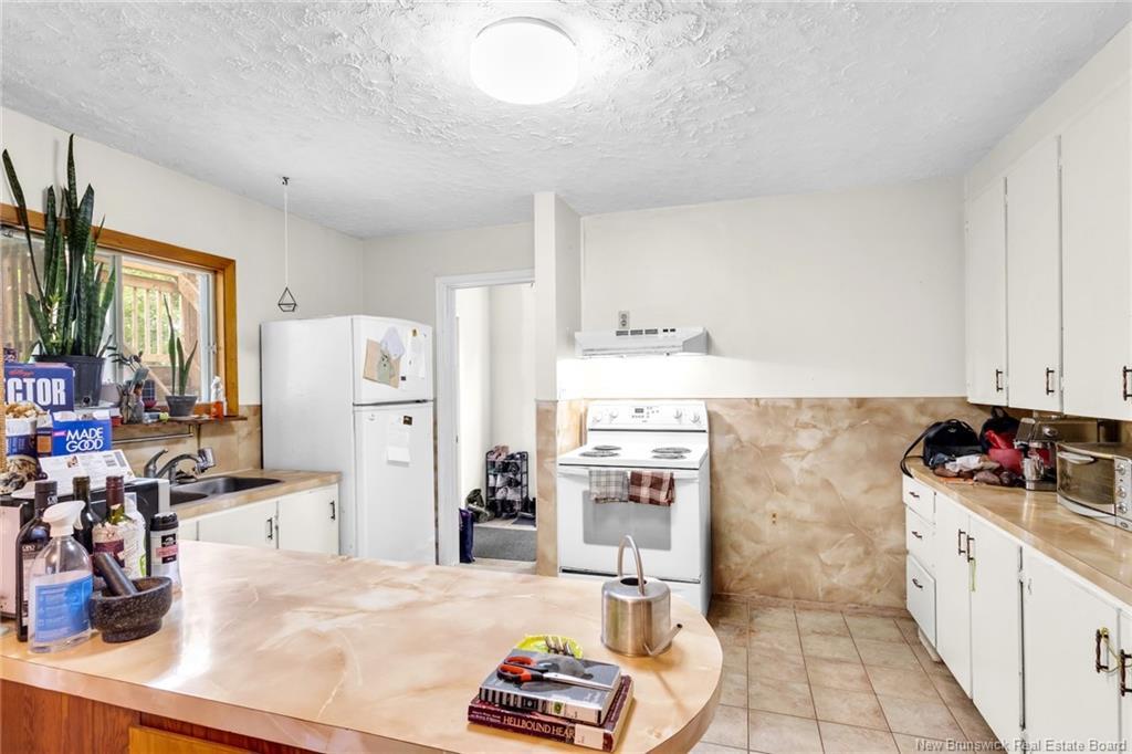 241 Saunders St, Fredericton, NB - Indoor Photo Showing Kitchen With Double Sink