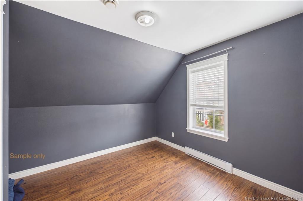 A & B-127 Cornhill St, Moncton, NB - Indoor Photo Showing Other Room