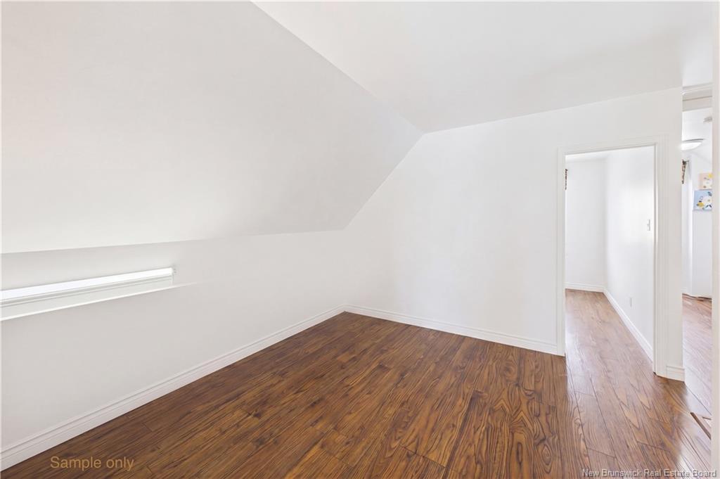 A & B-127 Cornhill St, Moncton, NB - Indoor Photo Showing Other Room
