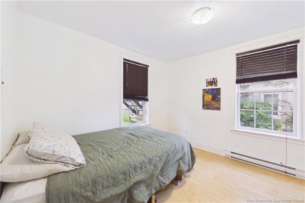 A & B-127 Cornhill St, Moncton, NB - Indoor Photo Showing Bedroom