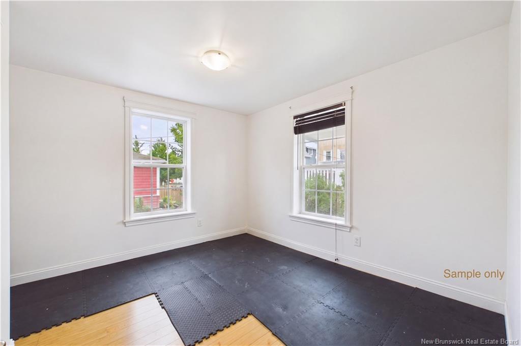 A & B-127 Cornhill St, Moncton, NB - Indoor Photo Showing Other Room