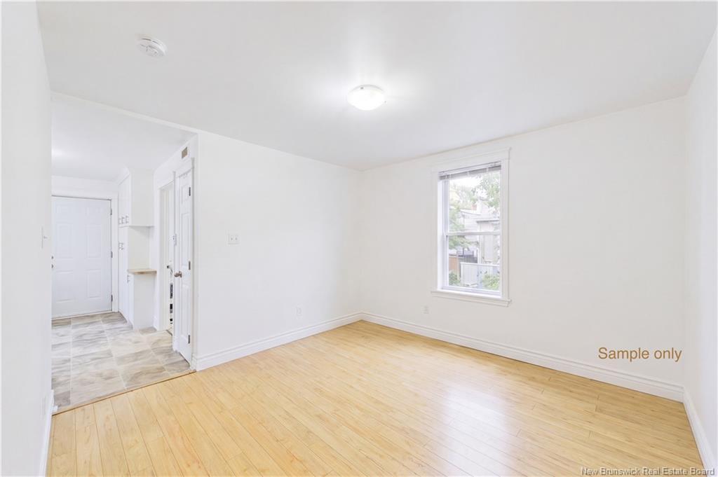A & B-127 Cornhill St, Moncton, NB - Indoor Photo Showing Other Room
