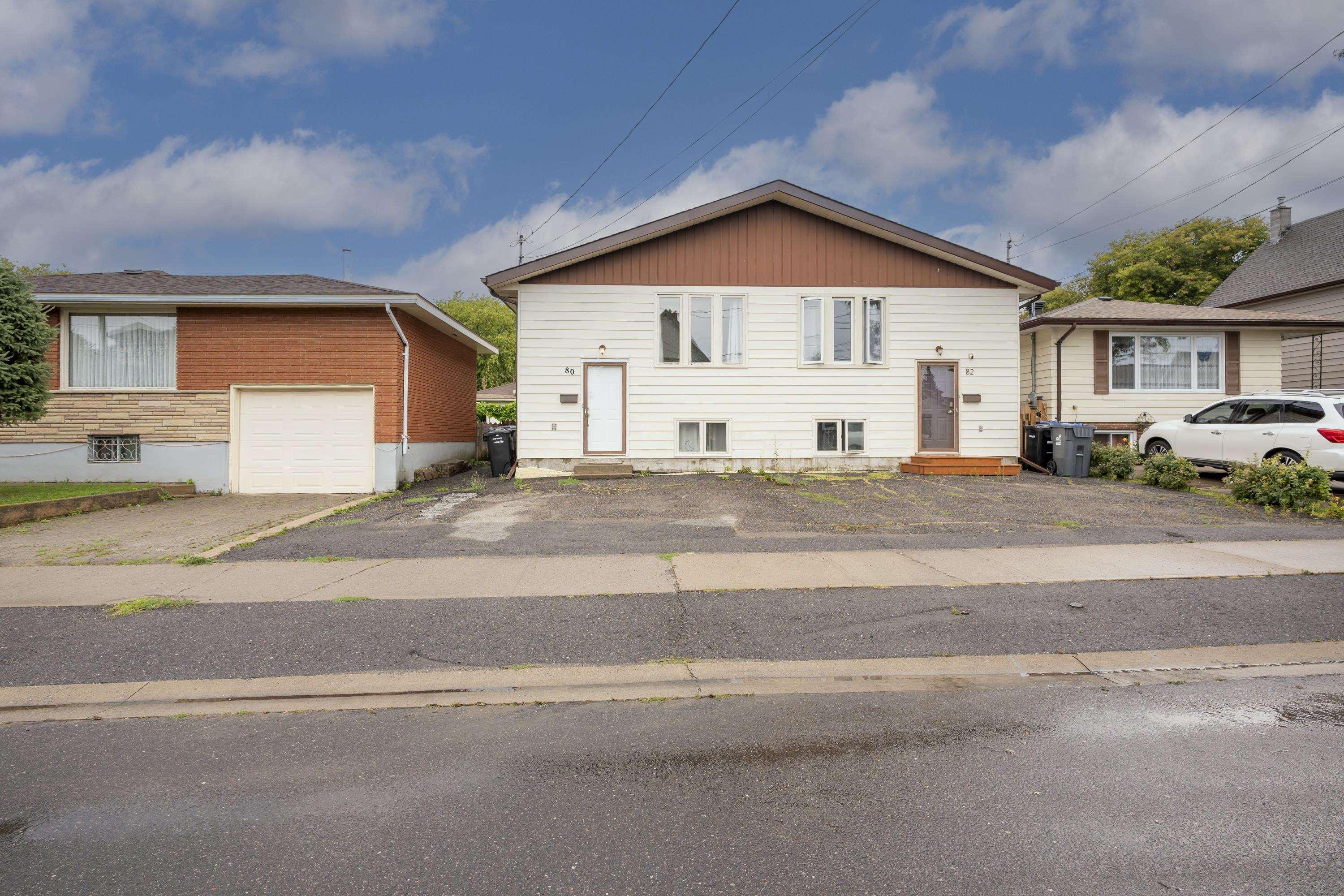 80 Peter Street, Thunder Bay, ON - Outdoor