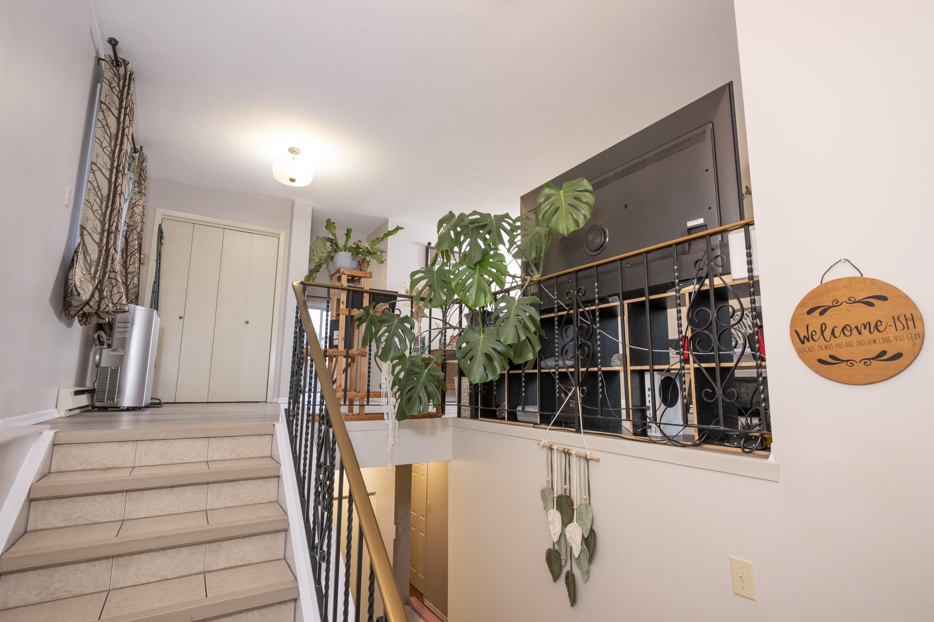 80 Peter Street, Thunder Bay, ON - Indoor Photo Showing Other Room