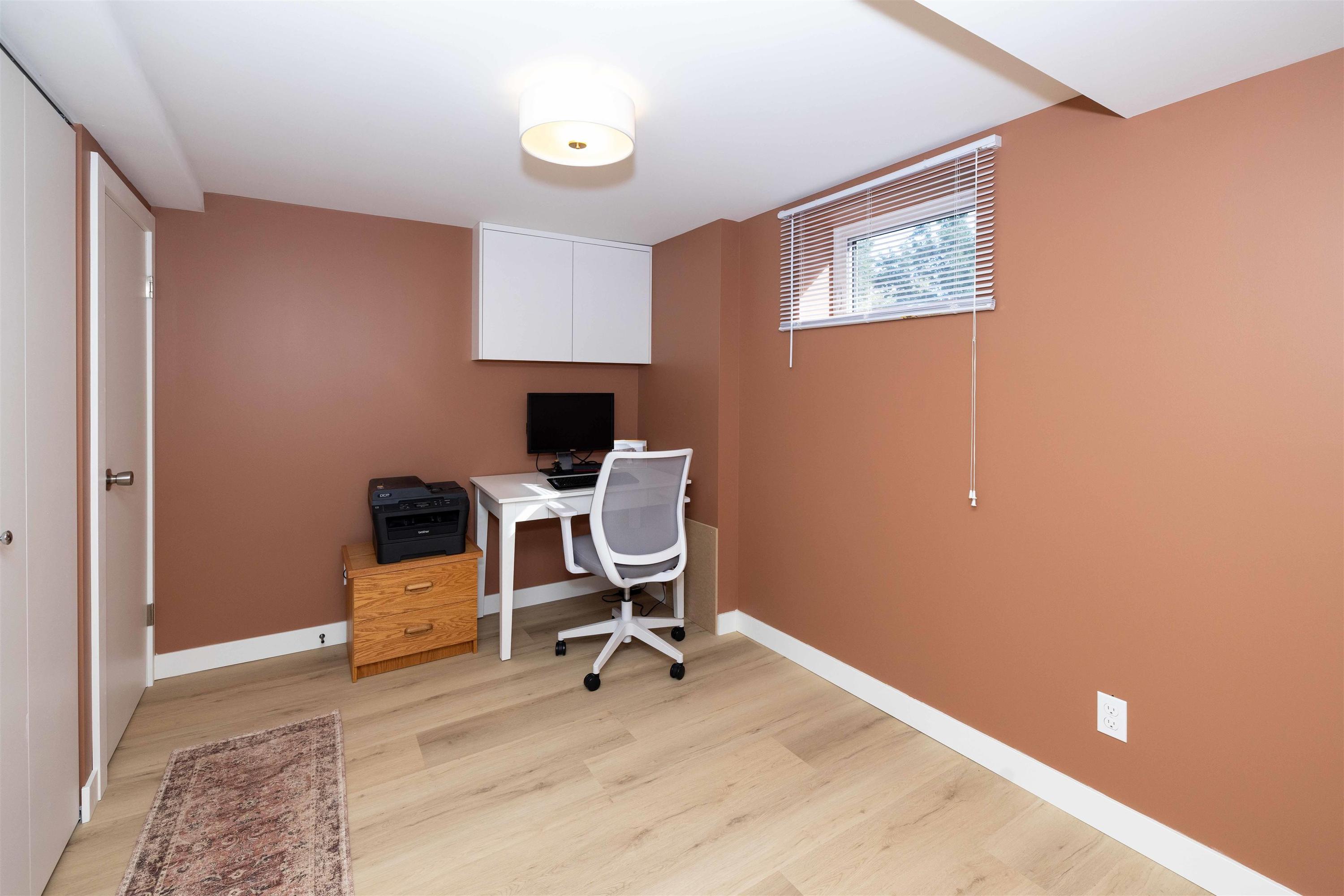 55 Ray Boulevard, Thunder Bay, ON