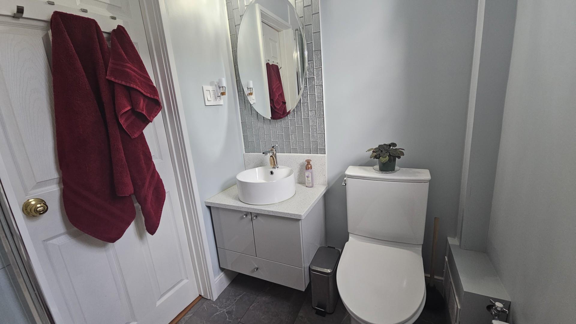 606 Kingsway, Thunder Bay, ON - Indoor Photo Showing Bathroom