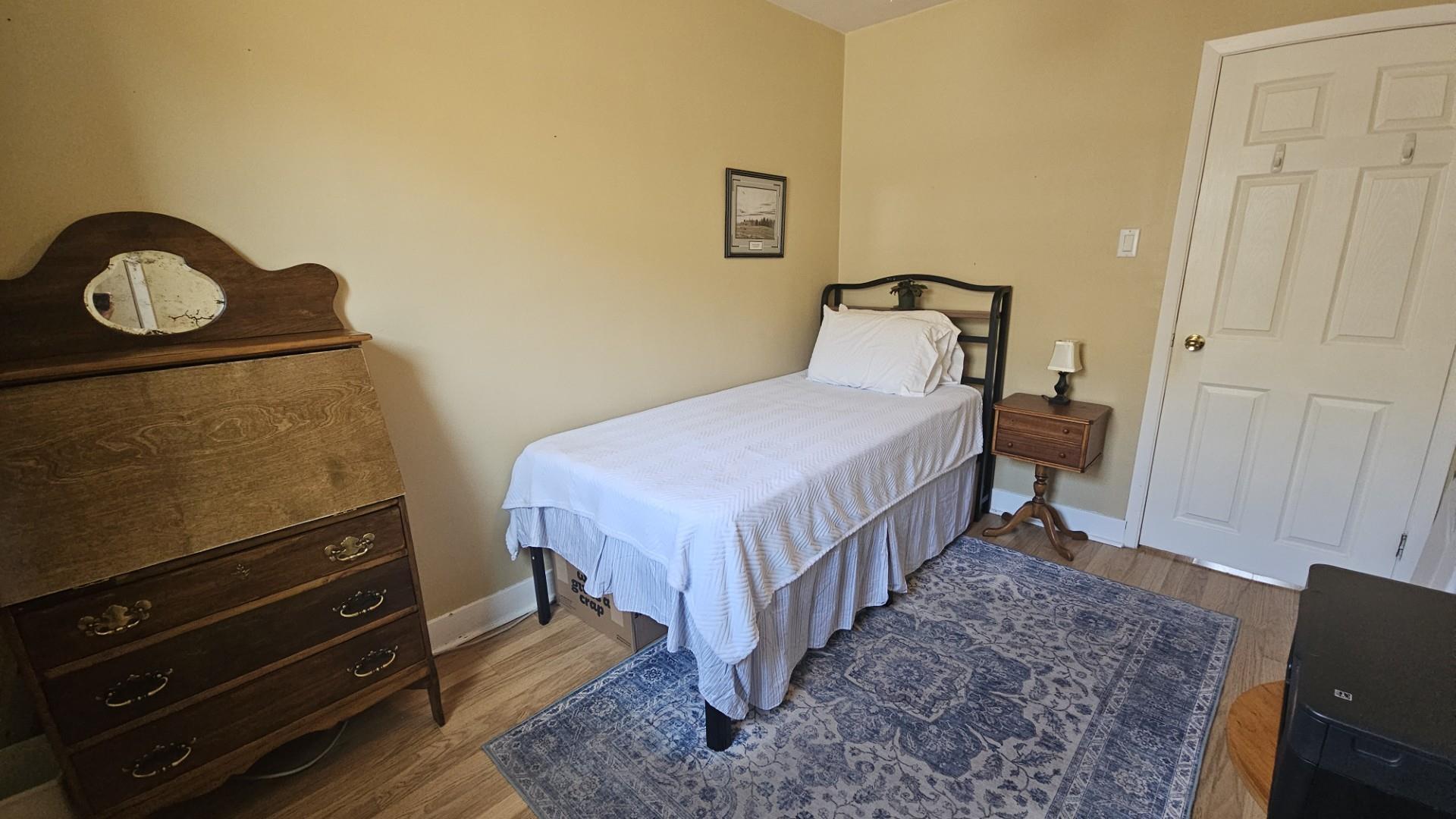 606 Kingsway, Thunder Bay, ON - Indoor Photo Showing Bedroom