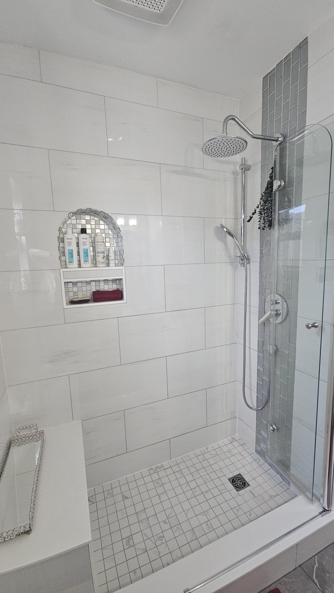 606 Kingsway, Thunder Bay, ON - Indoor Photo Showing Bathroom