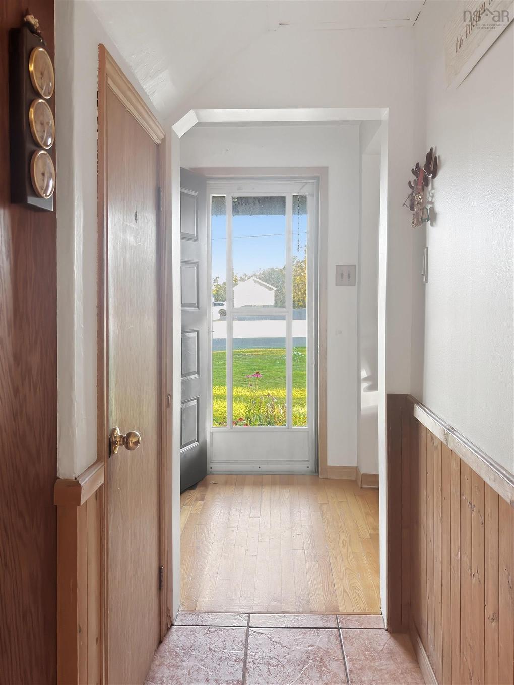 61 Jenks Avenue, Parrsboro, NS - Indoor Photo Showing Other Room