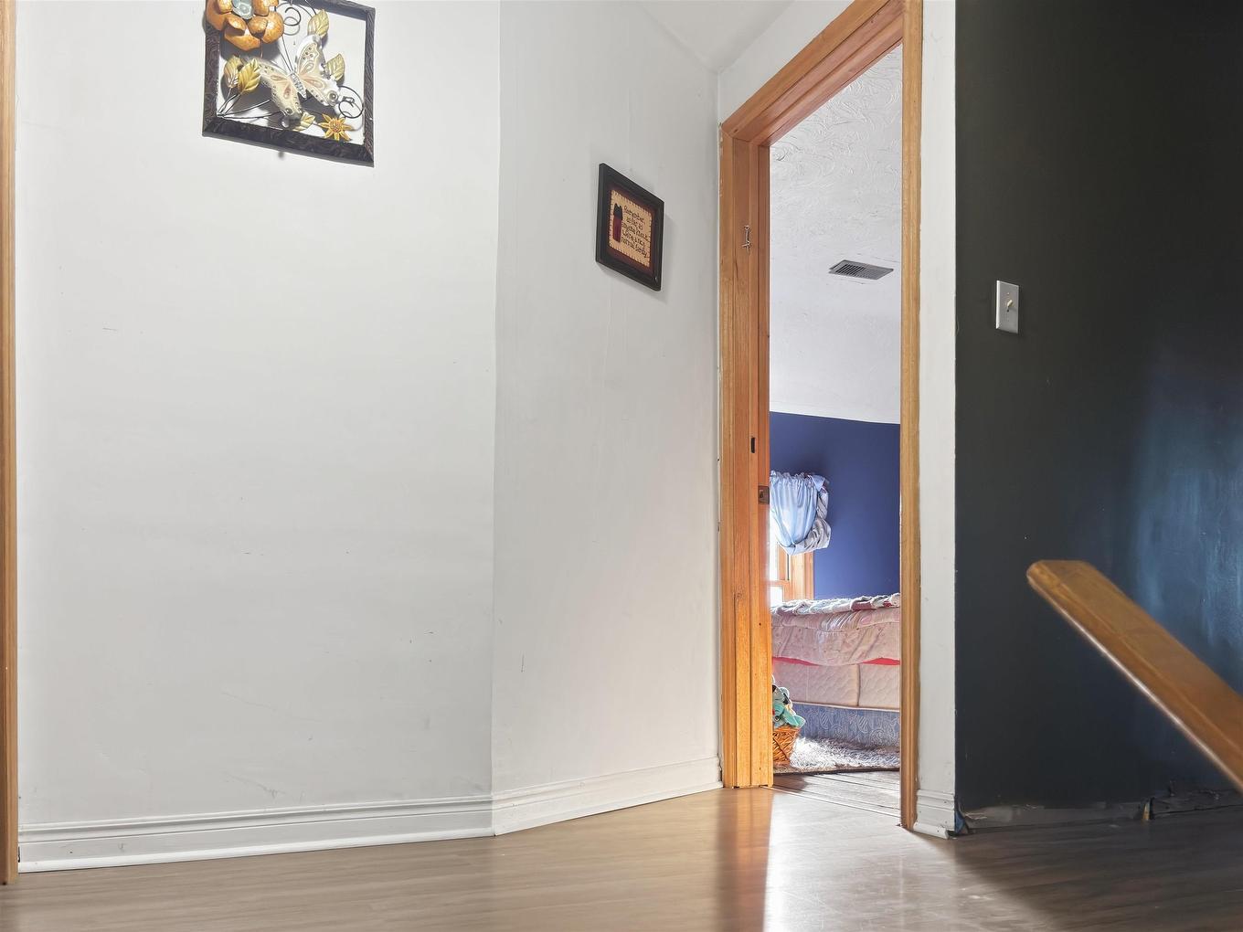 61 Jenks Avenue, Parrsboro, NS - Indoor Photo Showing Other Room