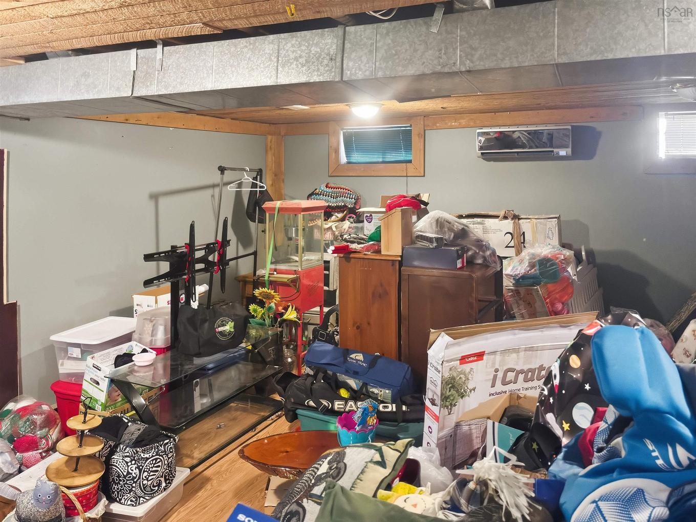 61 Jenks Avenue, Parrsboro, NS - Indoor