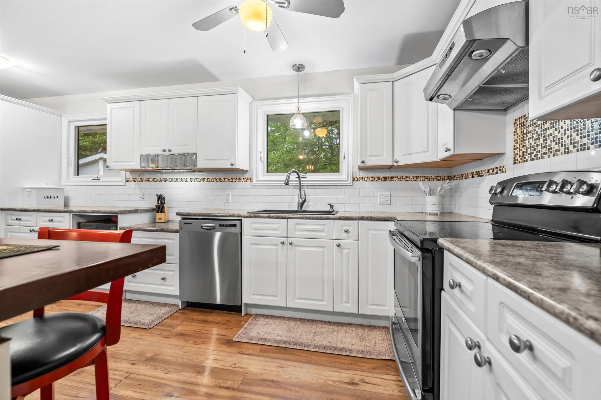 21 Cathy Road, Brookside, NS - Indoor