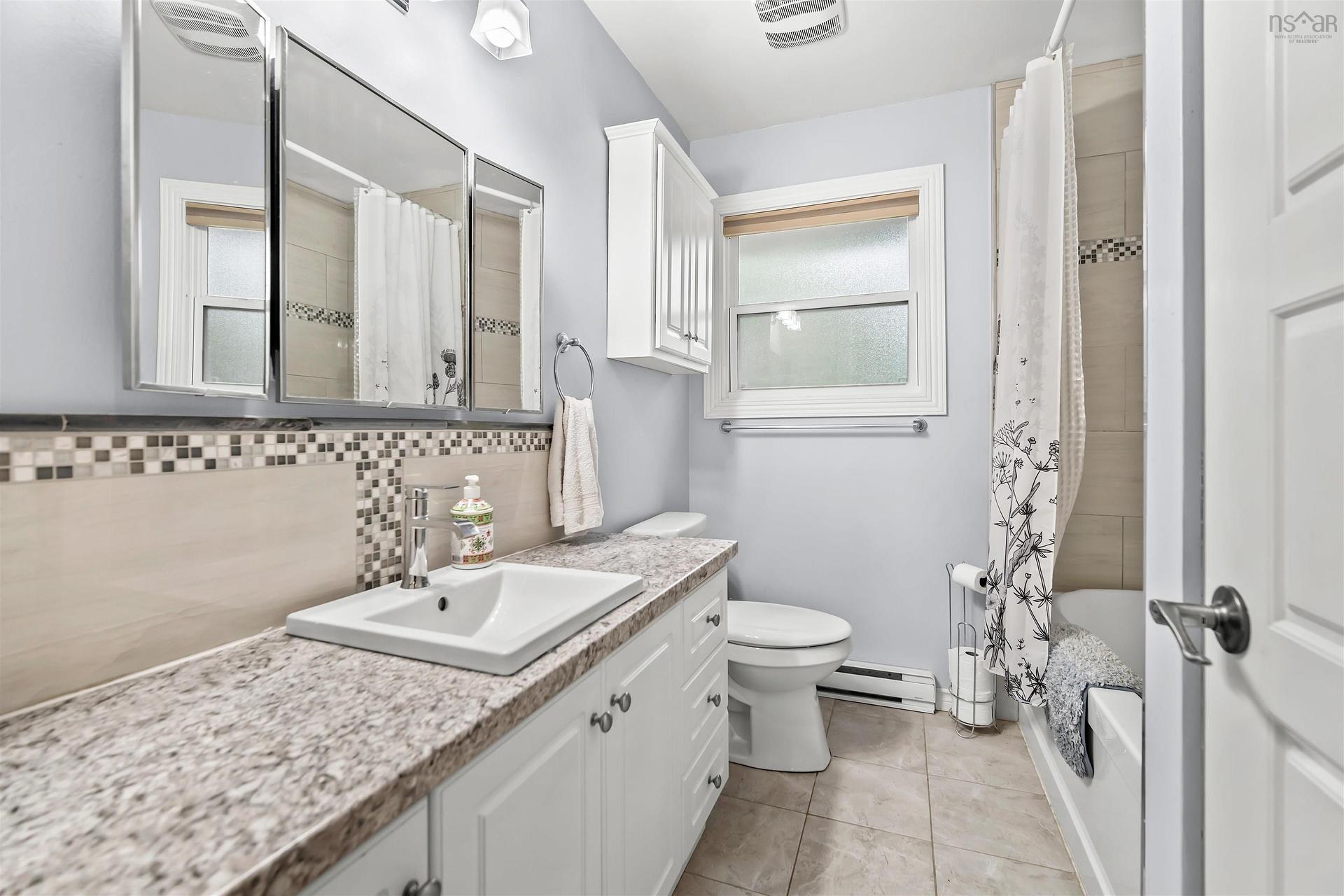 21 Cathy Road, Brookside, NS - Indoor Photo Showing Bathroom
