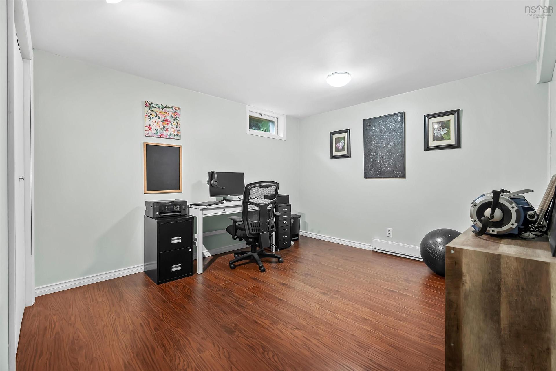 21 Cathy Road, Brookside, NS - Indoor Photo Showing Office