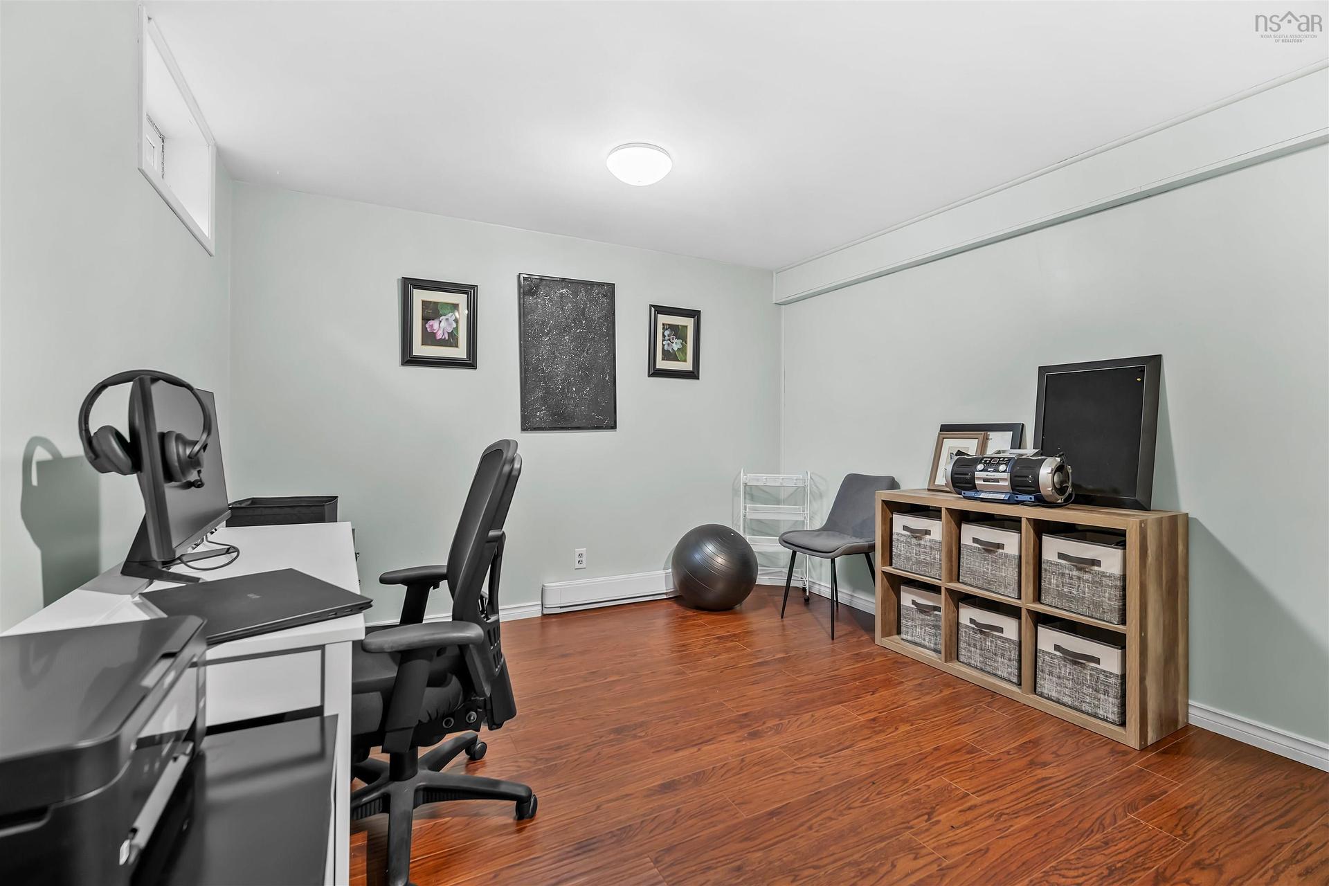 21 Cathy Road, Brookside, NS - Indoor Photo Showing Office