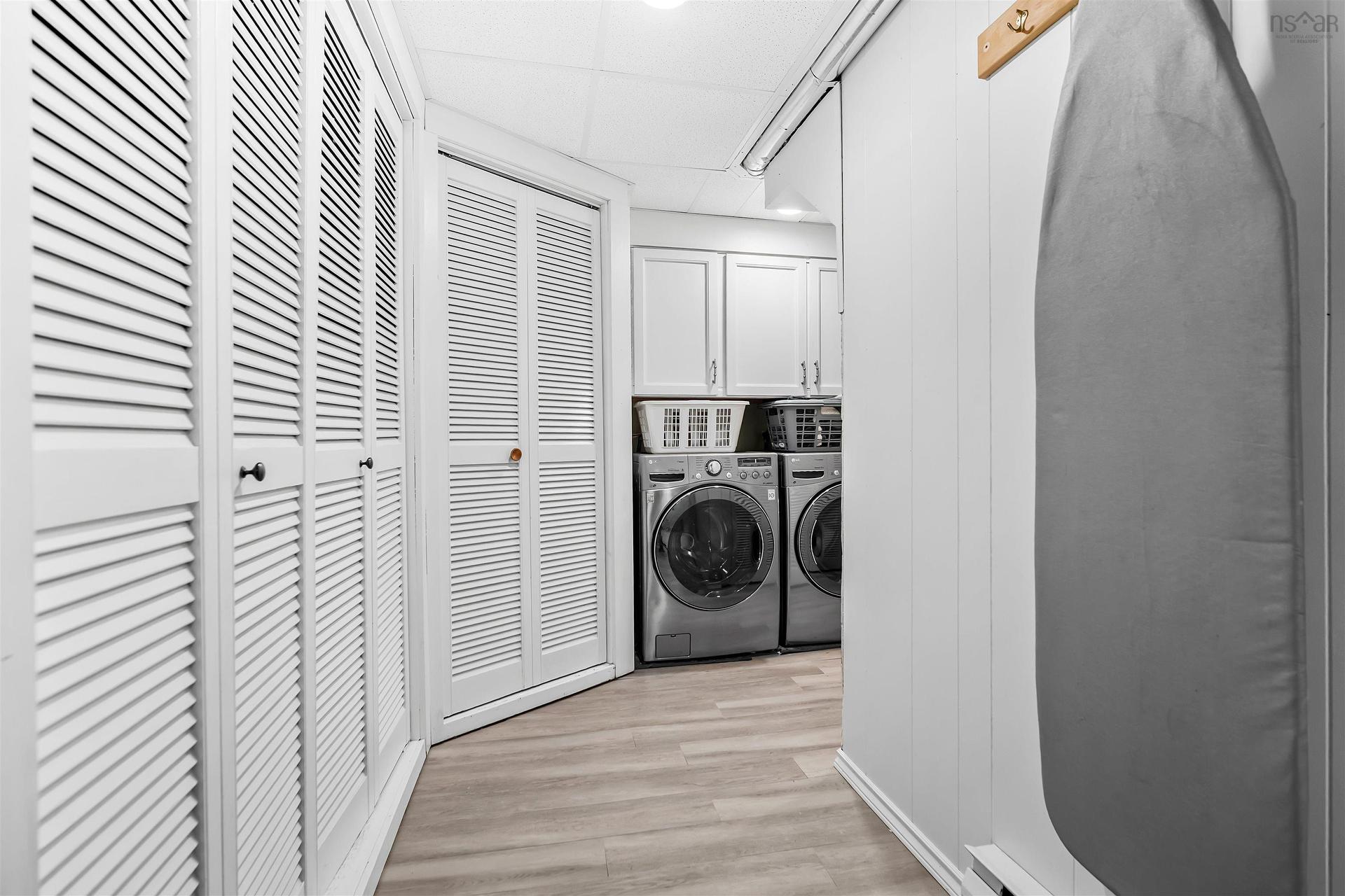 21 Cathy Road, Brookside, NS - Indoor Photo Showing Laundry Room