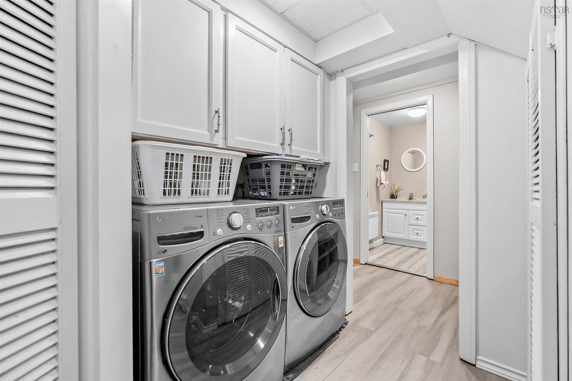 21 Cathy Road, Brookside, NS - Indoor Photo Showing Laundry Room